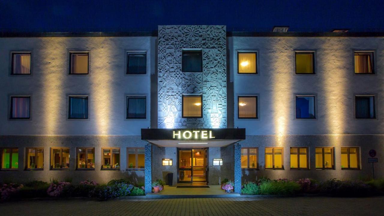 Hotel Parsberg Puchheim Εξωτερικό φωτογραφία